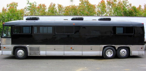 Tour Bus