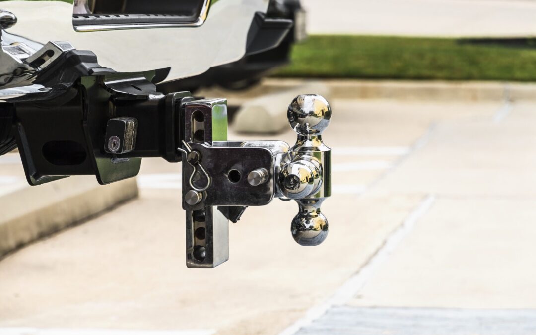 Comparing Types of Trailer Hitches & Towing Capabilities